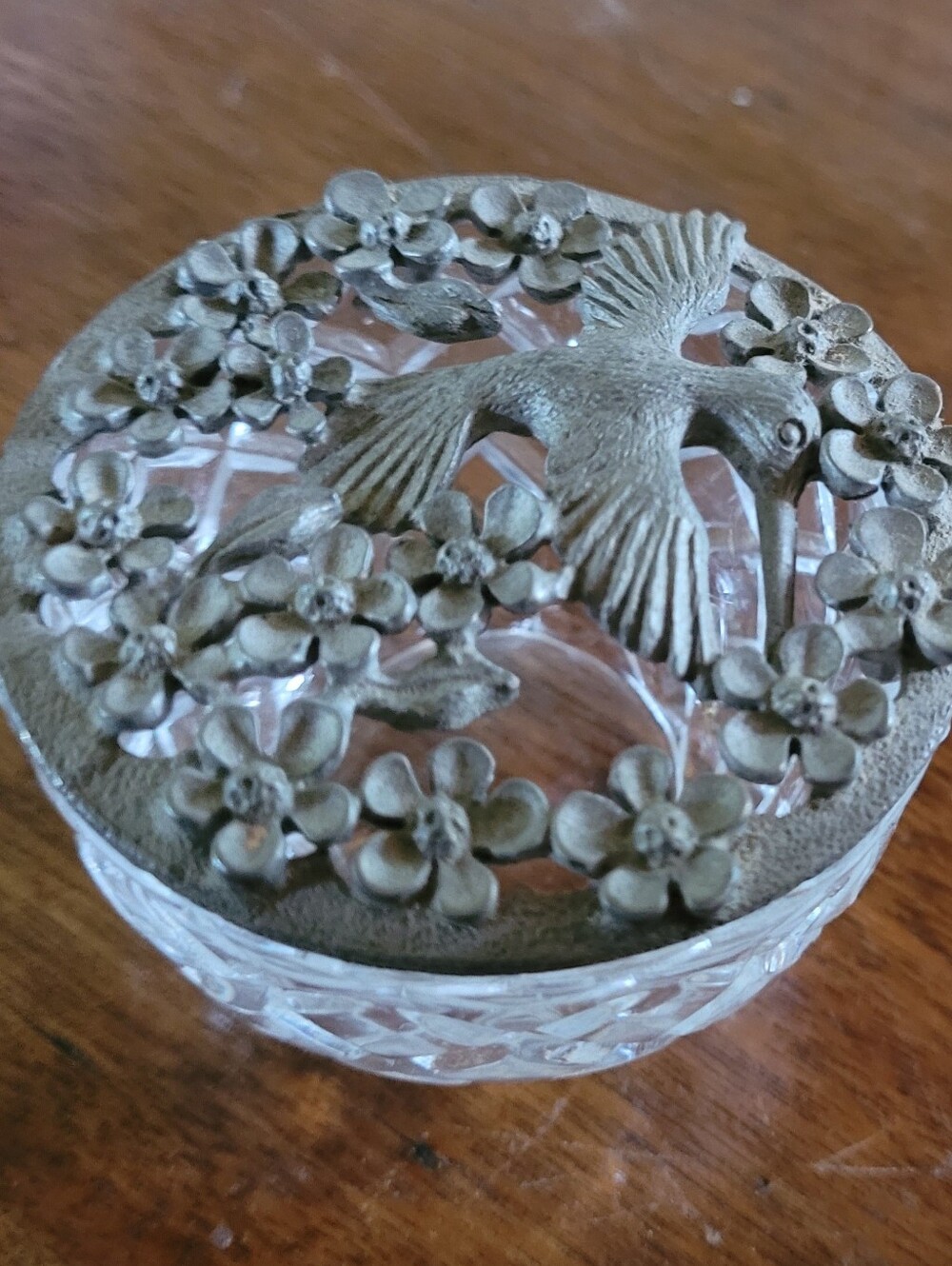Pewter Hummingbird Floral On Glass Trinket – Antique Silver Finish (116)